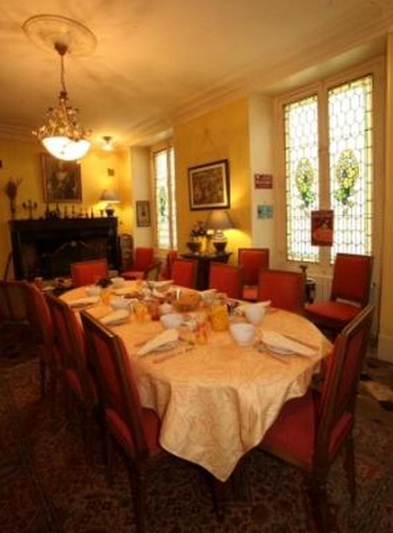 La Cour Des Marotiers Bed & Breakfast Mareuil-sur-Ay Dış mekan fotoğraf