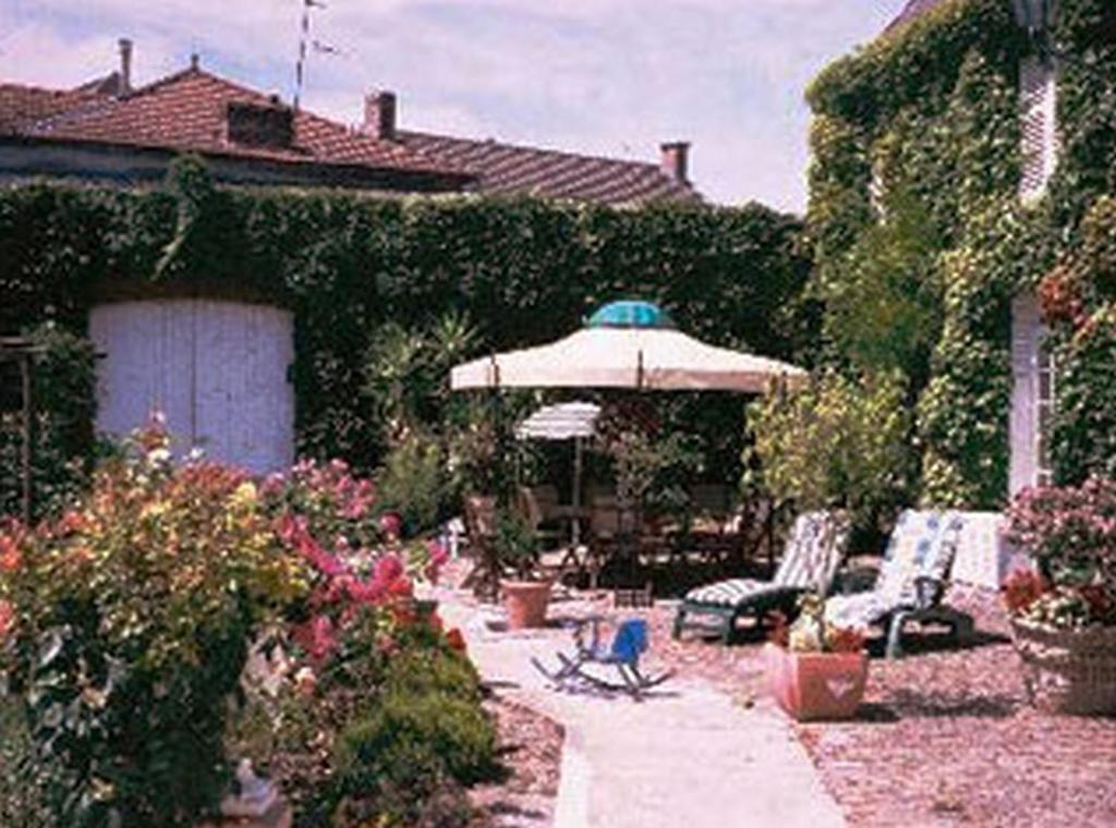 La Cour Des Marotiers Bed & Breakfast Mareuil-sur-Ay Dış mekan fotoğraf